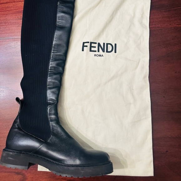 Fendi thigh high sock boots. Flats. Size 36 1/2. Logo black leather F0554 25 mm. - Picture 10 of 15